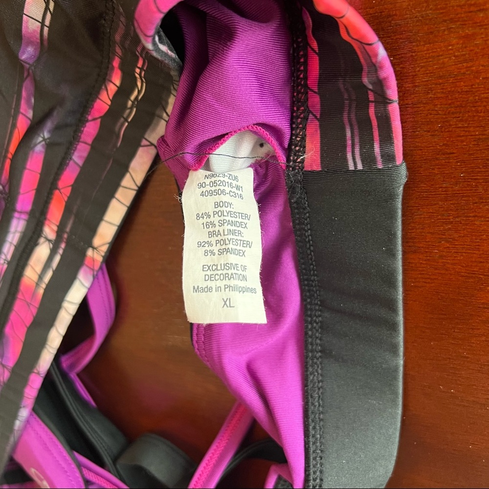Womens C9 strappy back printed sports bra - Picture 3 of 3